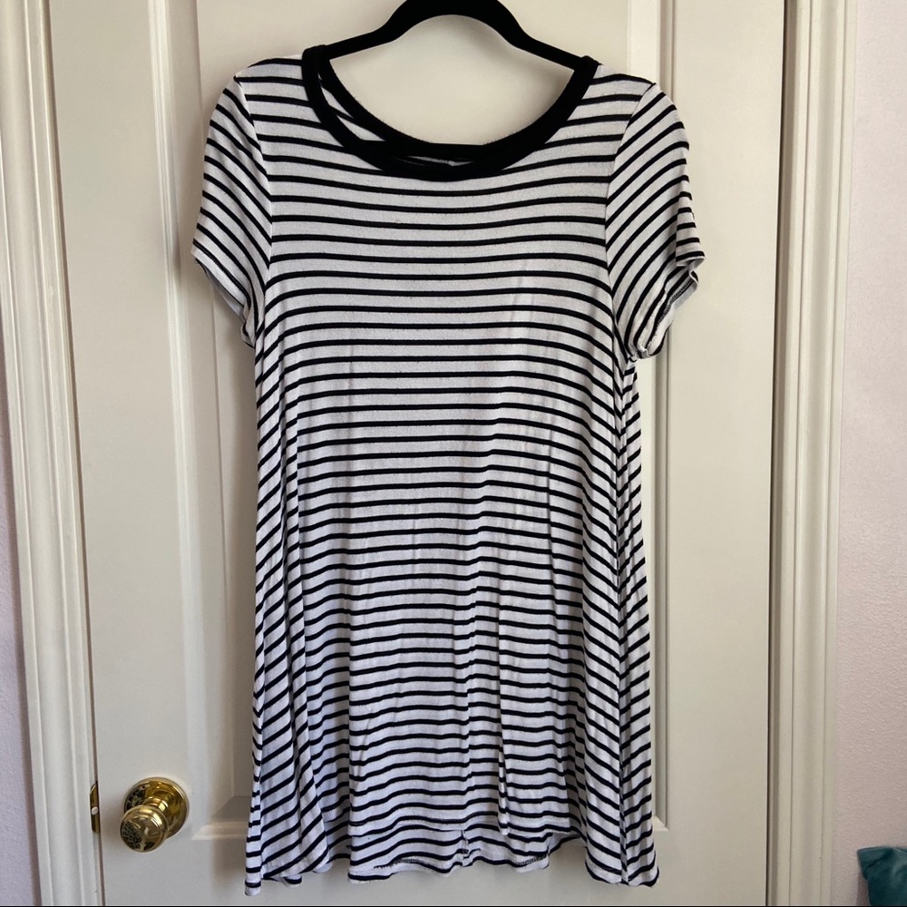 Black and White Striped T-shirt Dress